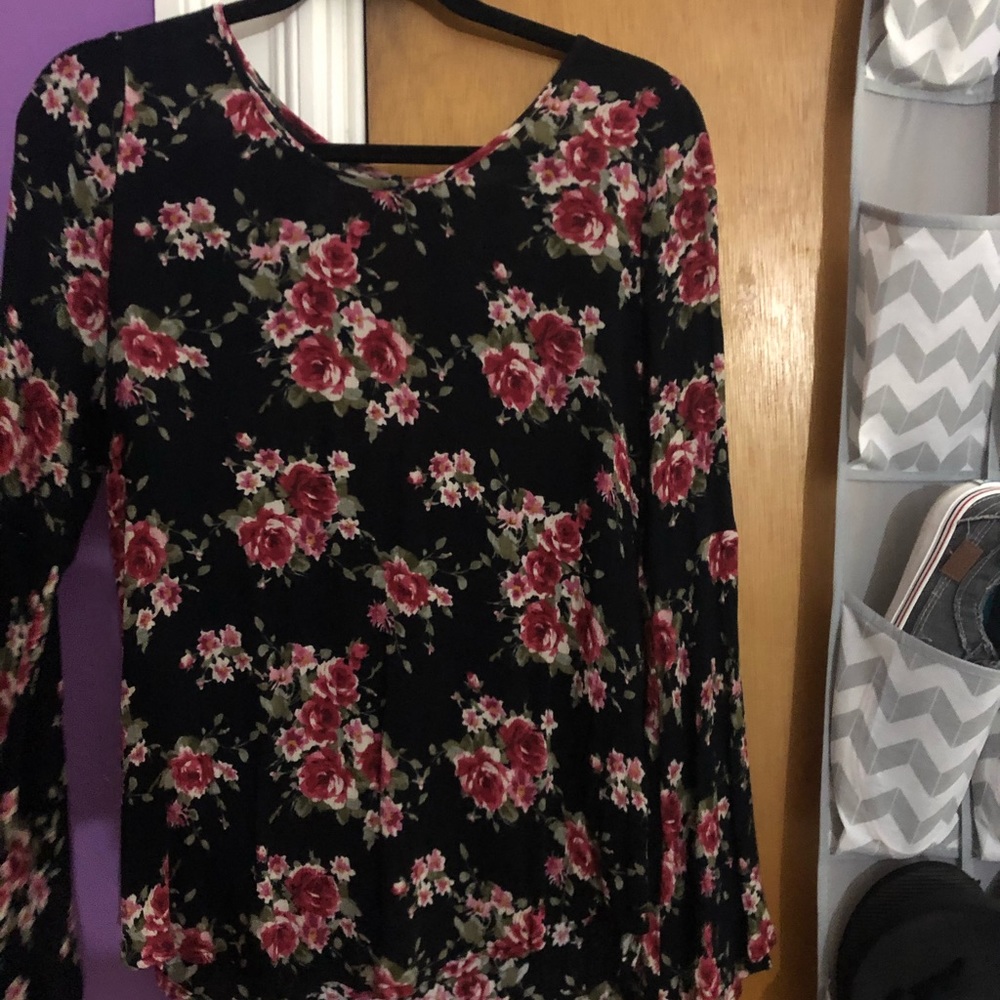 Floral long sleeve